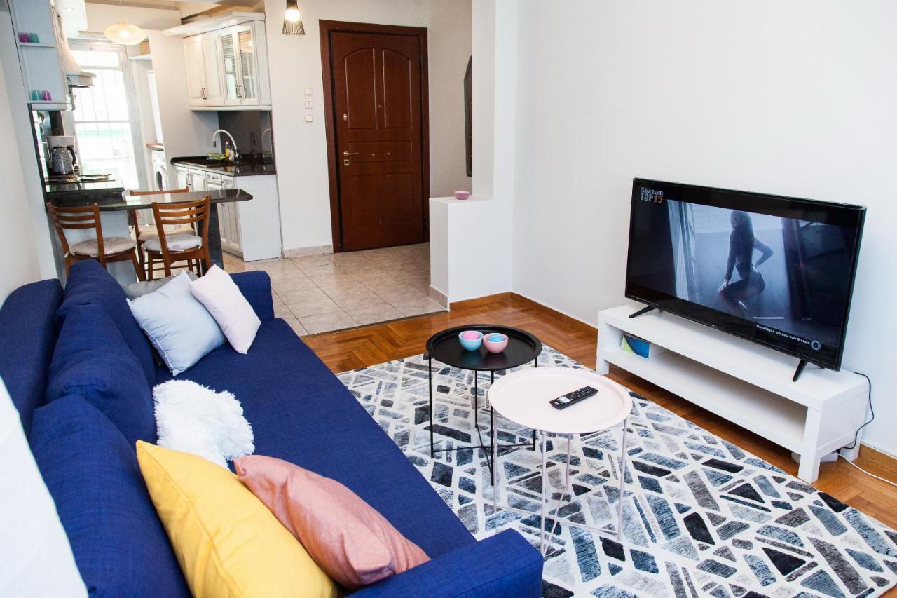 Brand New, Cheerful Apartment In Central Атина Екстериор снимка