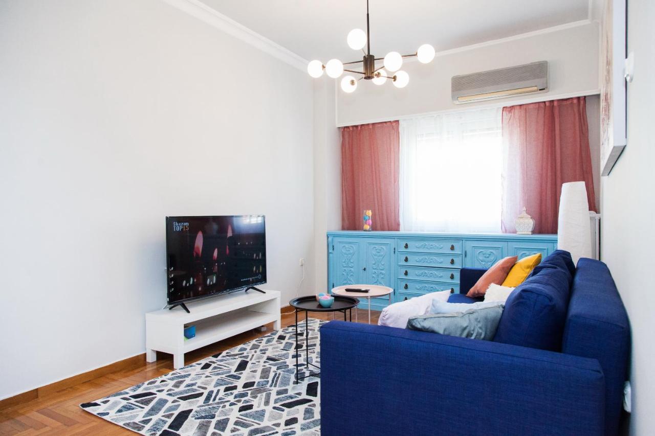 Brand New, Cheerful Apartment In Central Атина Екстериор снимка